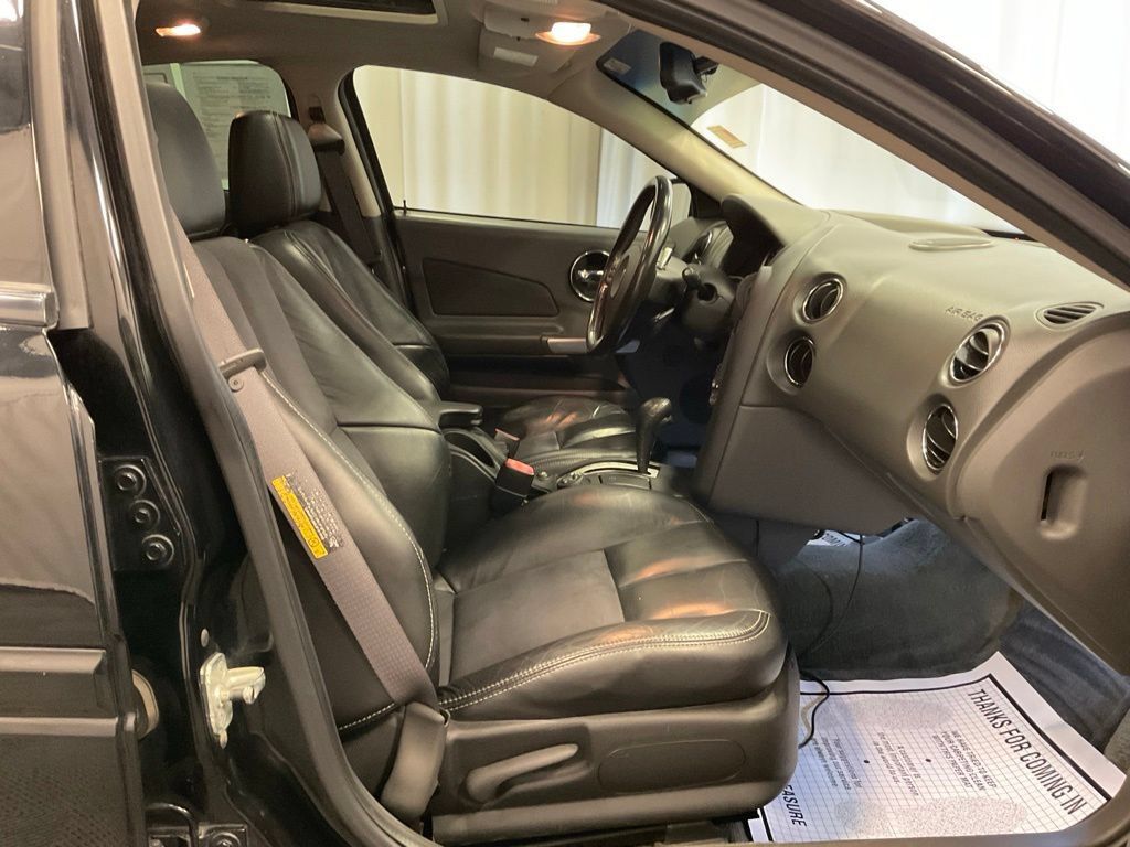 Used 2005 Pontiac Grand Prix GXP w/ Premium Audio Package FWD image 9