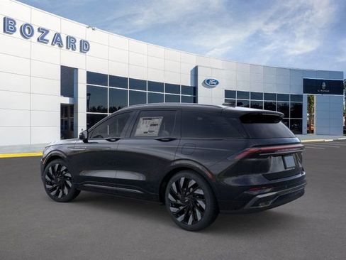 New 2026 Lincoln Nautilus Reserve w/ Jet Appearance Package image 4