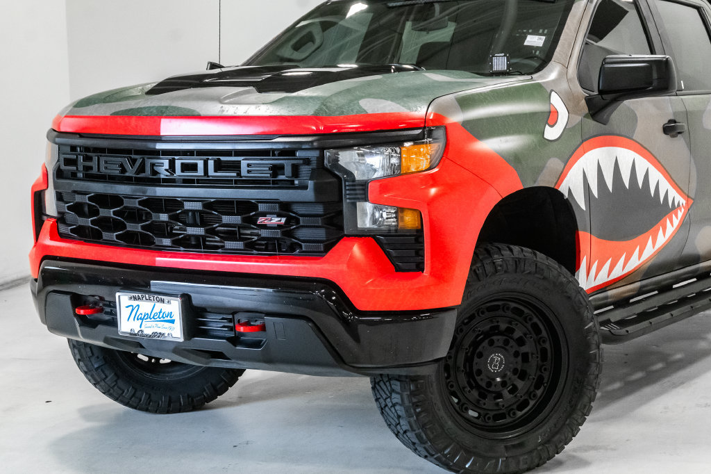 Used 2022 Chevrolet Silverado 1500 Custom Trail Boss AWD/4WD image 2