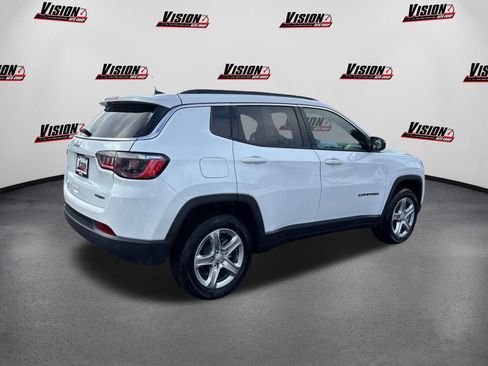 Used 2023 Jeep Compass Latitude image 5