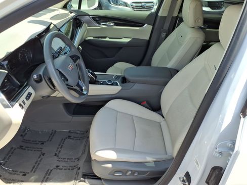 Used 2020 Cadillac XT6 Premium Luxury FWD image 12
