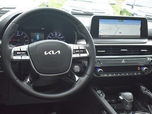 Used 2022 Kia Telluride EX w/ EX Premium Package AWD/4WD image 21