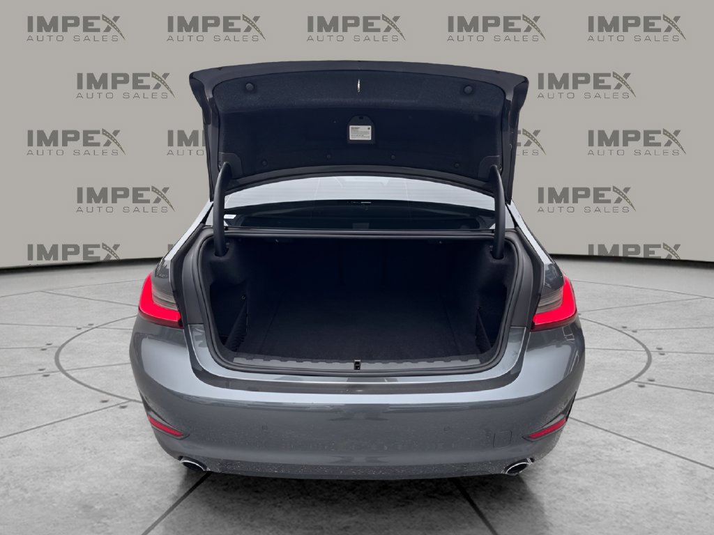 Used 2022 BMW 330i Sedan w/ Premium Package RWD image 26