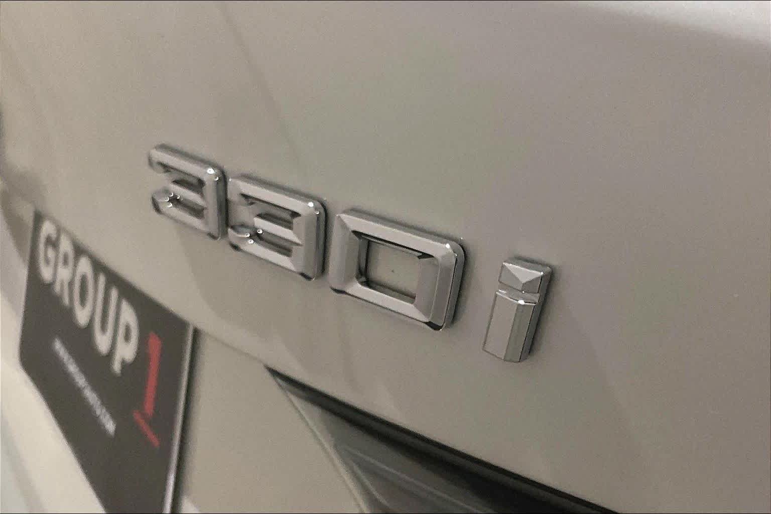 Used 2020 BMW 330i xDrive Sedan w/ Convenience Package AWD/4WD image 9