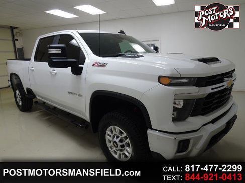 Used 2024 Chevrolet Silverado 2500 LT w/ Convenience Package image 1