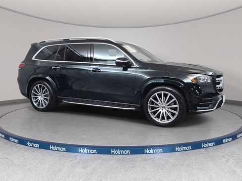 Used 2023 Mercedes-Benz GLS 580 4MATIC image 4