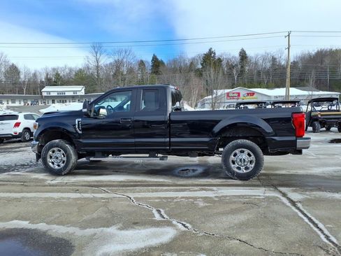 Used 2022 Ford F350 XL w/ STX Appearance Package image 8
