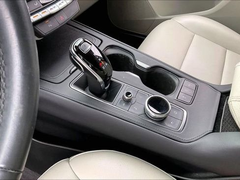 Used 2022 Cadillac XT4 Luxury image 13