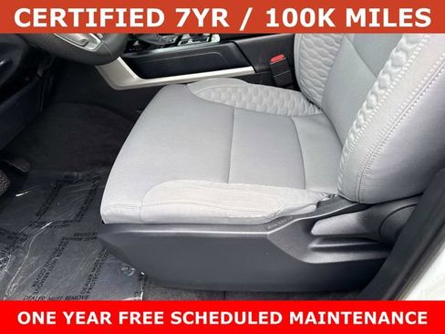 Used 2024 Toyota Tundra SR5 w/ SR5 Convenience Package AWD/4WD image 15