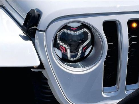 Used 2022 Jeep Gladiator Overland w/ Popular Equipment Package AWD/4WD image 31