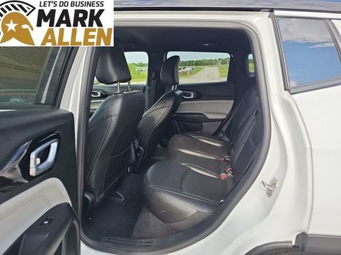Used 2025 Jeep Compass Limited AWD/4WD image 24