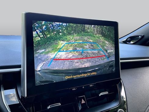 Certified 2025 Toyota Corolla XSE FWD image 28
