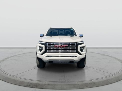 New 2026 GMC Canyon Denali AWD/4WD image 3