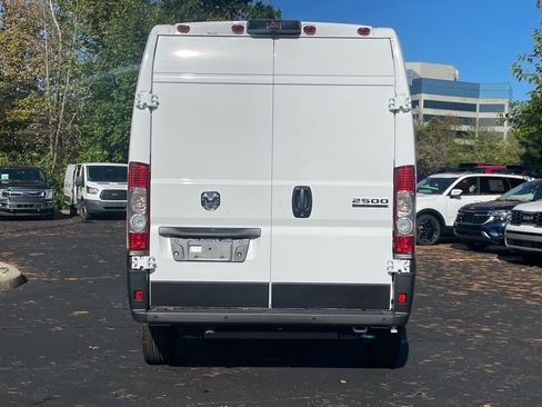 New 2024 RAM ProMaster 2500 w/ Cold Weather Group image 7