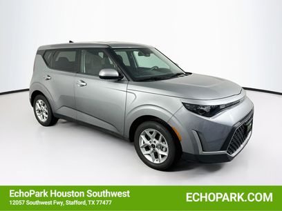 Used 2025 Kia Soul LX w/ LX Technology Package