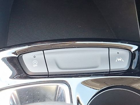 Used 2026 Chevrolet Trax ACTIV image 34