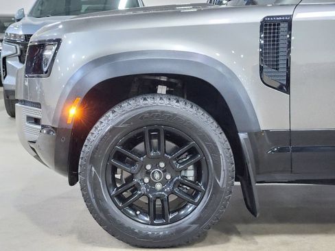 Used 2023 Land Rover Defender 110 S AWD/4WD image 5