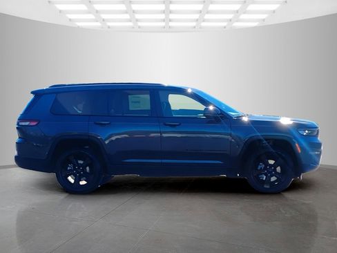 New 2025 Jeep Grand Cherokee L Limited image 6