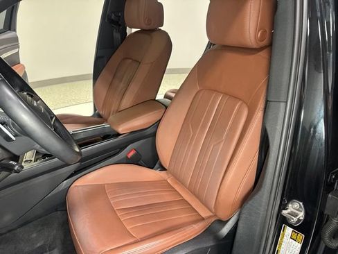 Used 2024 Audi Q8 e-tron Premium Plus w/ Premium Plus Package AWD/4WD image 17