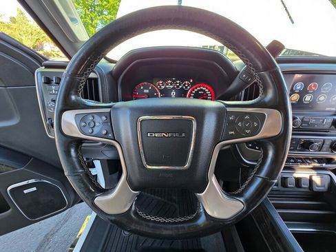 Used 2016 GMC Sierra 3500 Denali w/ Duramax Plus Package image 37