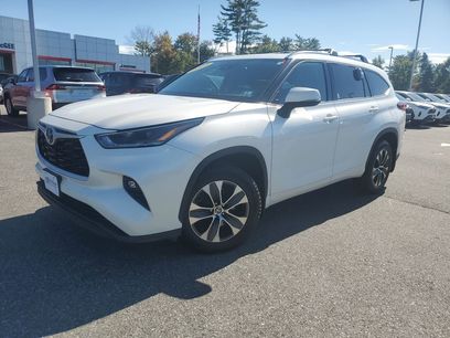 Used 2021 Toyota Highlander XLE