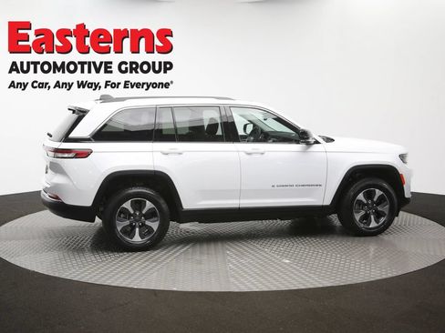 Used 2022 Jeep Grand Cherokee Limited 4xe w/ Luxury Tech Group II AWD/4WD image 47