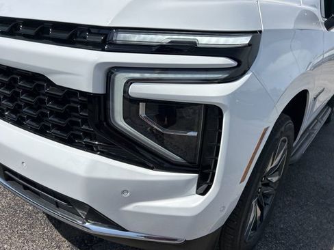 New 2026 Chevrolet Suburban LS w/ LS Custom Edition AWD/4WD image 9