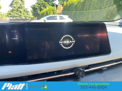 Used 2023 Nissan Ariya FWD image 24