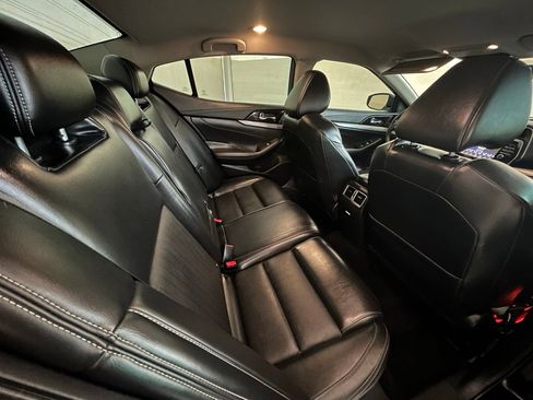 Used 2018 Nissan Maxima 3.5 SV image 19