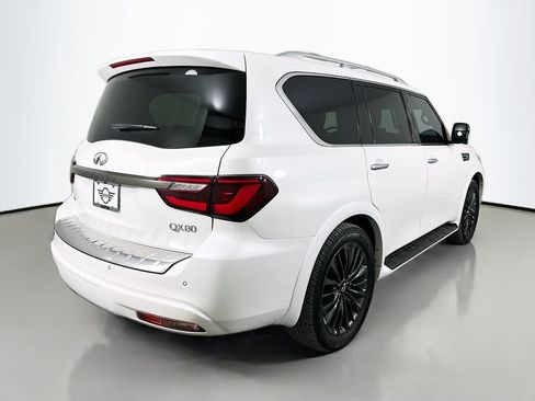 Used 2024 INFINITI QX80 Sensory image 5