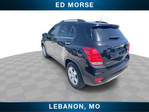 Certified 2020 Chevrolet Trax LT w/ LT Convenience Package FWD image 6