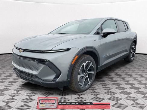 New 2026 Chevrolet Equinox EV LT image 2