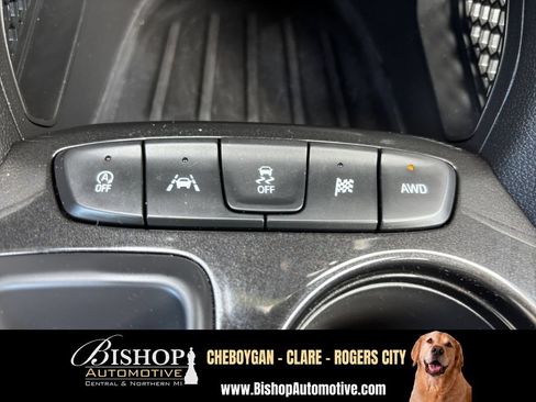 Used 2025 Chevrolet TrailBlazer LT AWD/4WD image 20