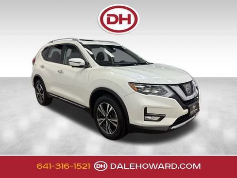 Used 2017 Nissan Rogue SL w/ SL Premium Package image 1
