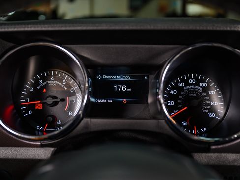 Used 2016 Ford Mustang GT image 42