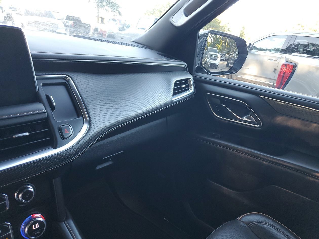 Used 2023 GMC Yukon AT4 AWD/4WD image 25