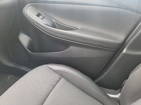 Used 2024 Buick Encore GX Preferred w/ Comfort Package FWD image 24