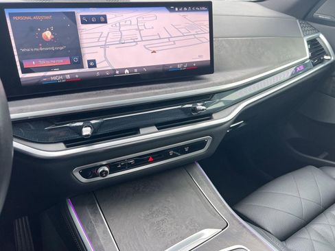 Used 2025 BMW X5 xDrive40i image 24