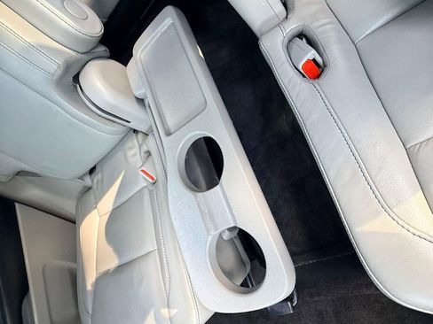 Used 2018 Toyota Highlander XLE FWD image 40