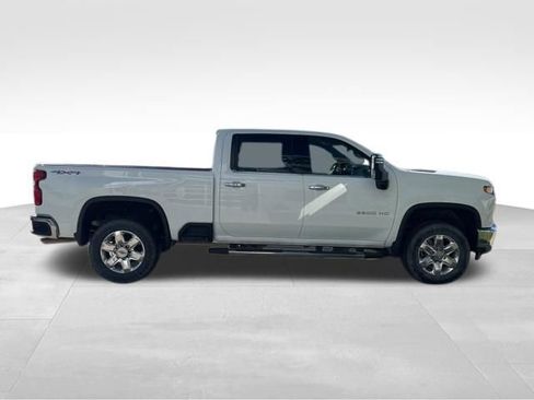 Used 2022 Chevrolet Silverado 2500 LTZ w/ LTZ Convenience Package AWD/4WD image 6
