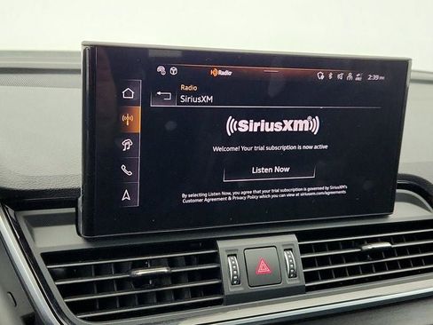 Used 2024 Audi Q5 2.0T Prestige w/ Prestige Package image 18