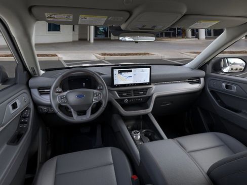 New 2026 Ford Explorer Active image 9