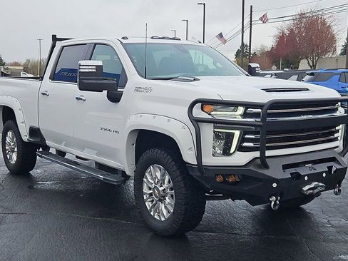 Used 2022 Chevrolet Silverado 3500 High Country w/ Z71 Off-Road Package image 8