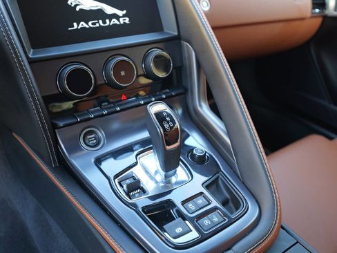 Used 2021 Jaguar F-TYPE R image 92