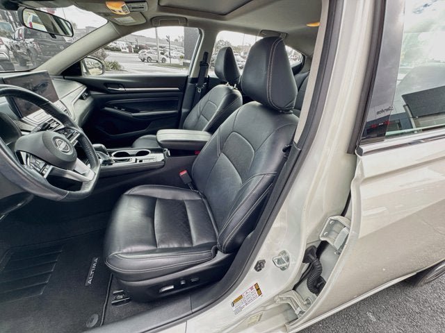 Used 2023 Nissan Altima 2.5 SL AWD/4WD image 18