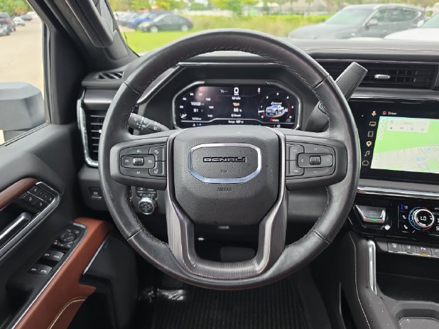 Used 2025 GMC Sierra 2500 Denali Ultimate AWD/4WD image 7
