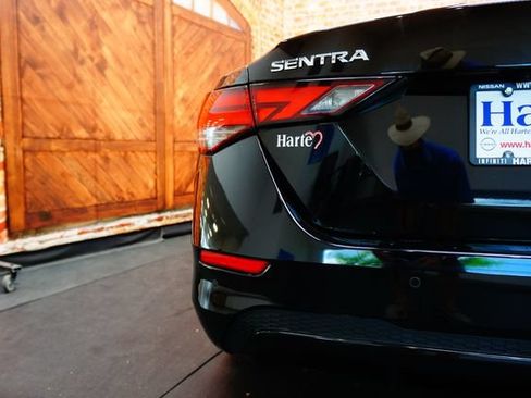 Certified 2022 Nissan Sentra SV FWD image 69