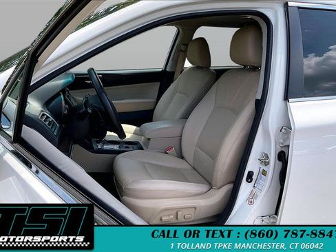 Used 2016 Subaru Outback 2.5i Limited AWD/4WD image 24