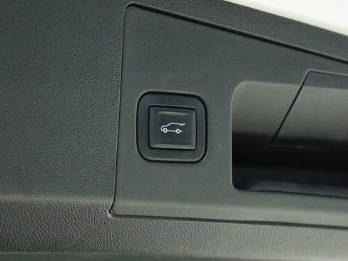 Used 2023 Cadillac XT4 Sport image 34