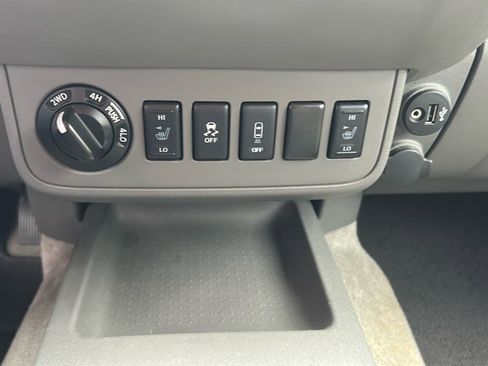 Used 2018 Nissan Frontier SV w/ Value Truck Package image 22